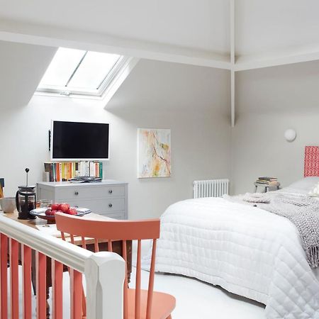 Stunning Studio Cntrl Totnes With Parking Eksteriør billede